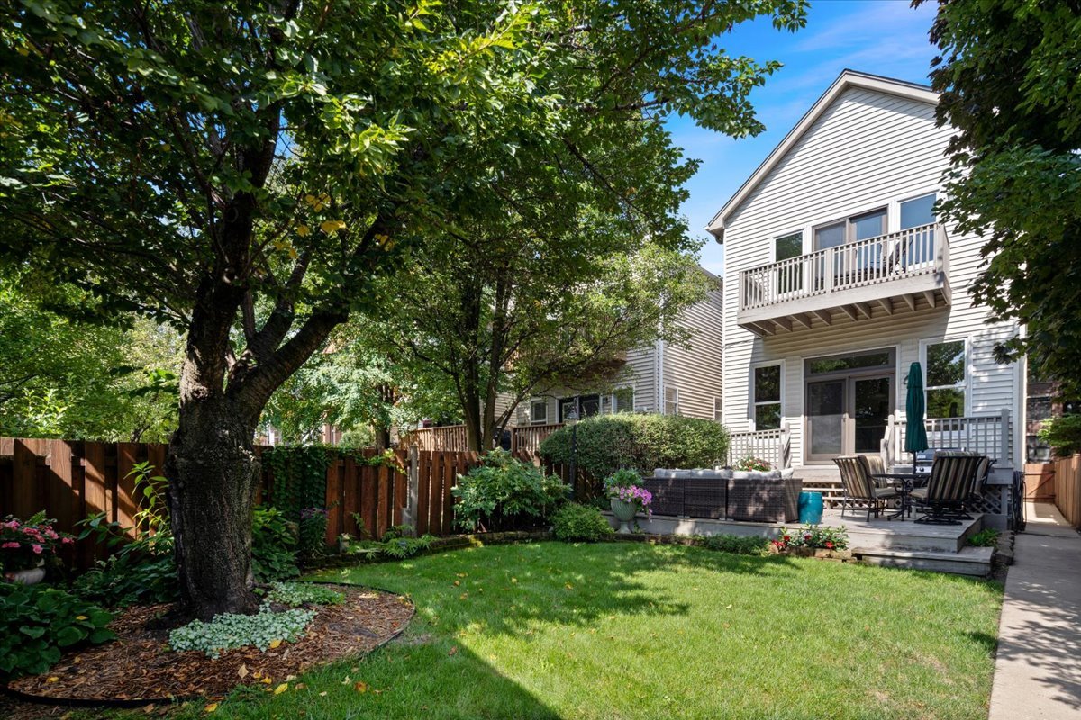 331 W Evergreen Avenue