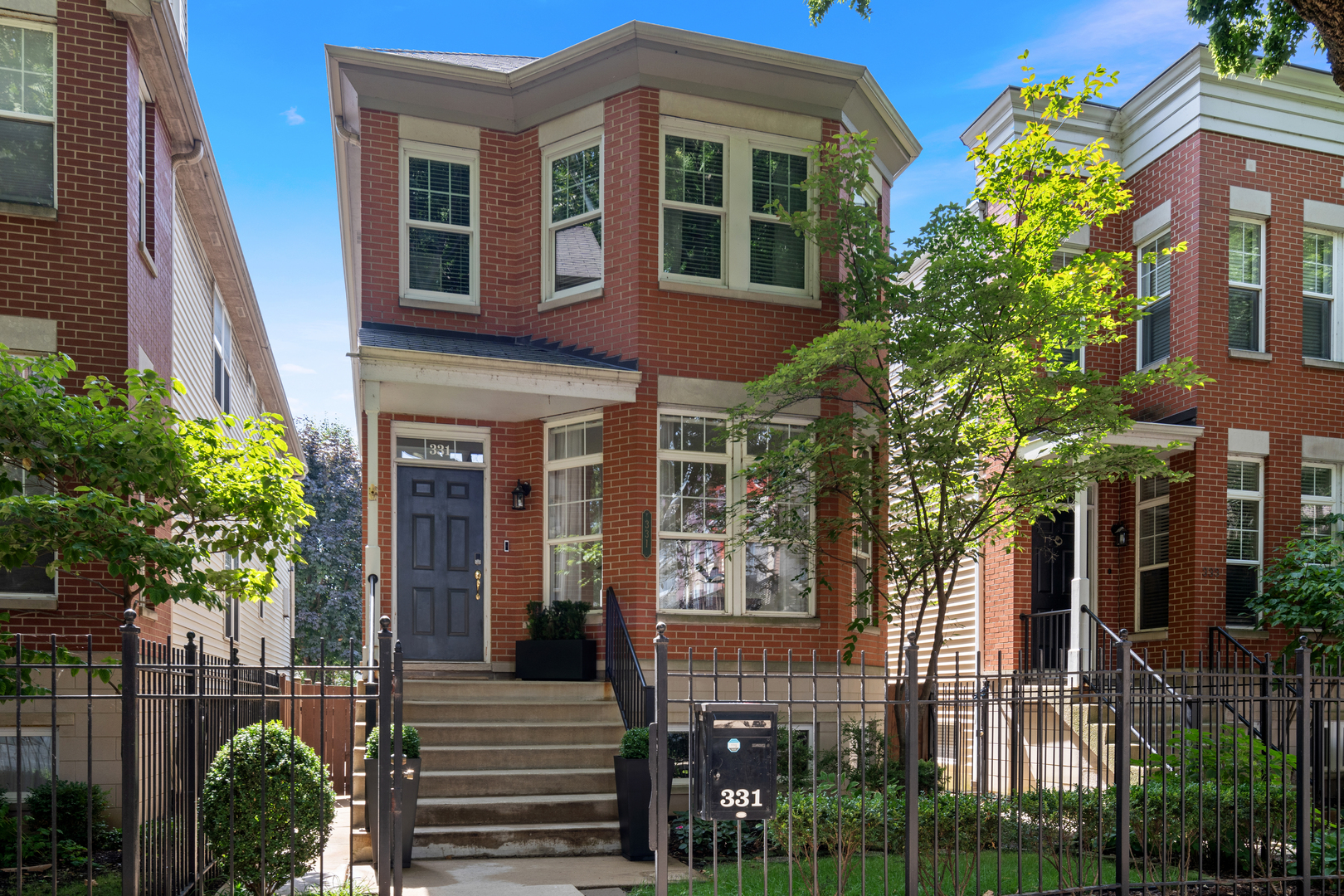 331 W Evergreen Avenue