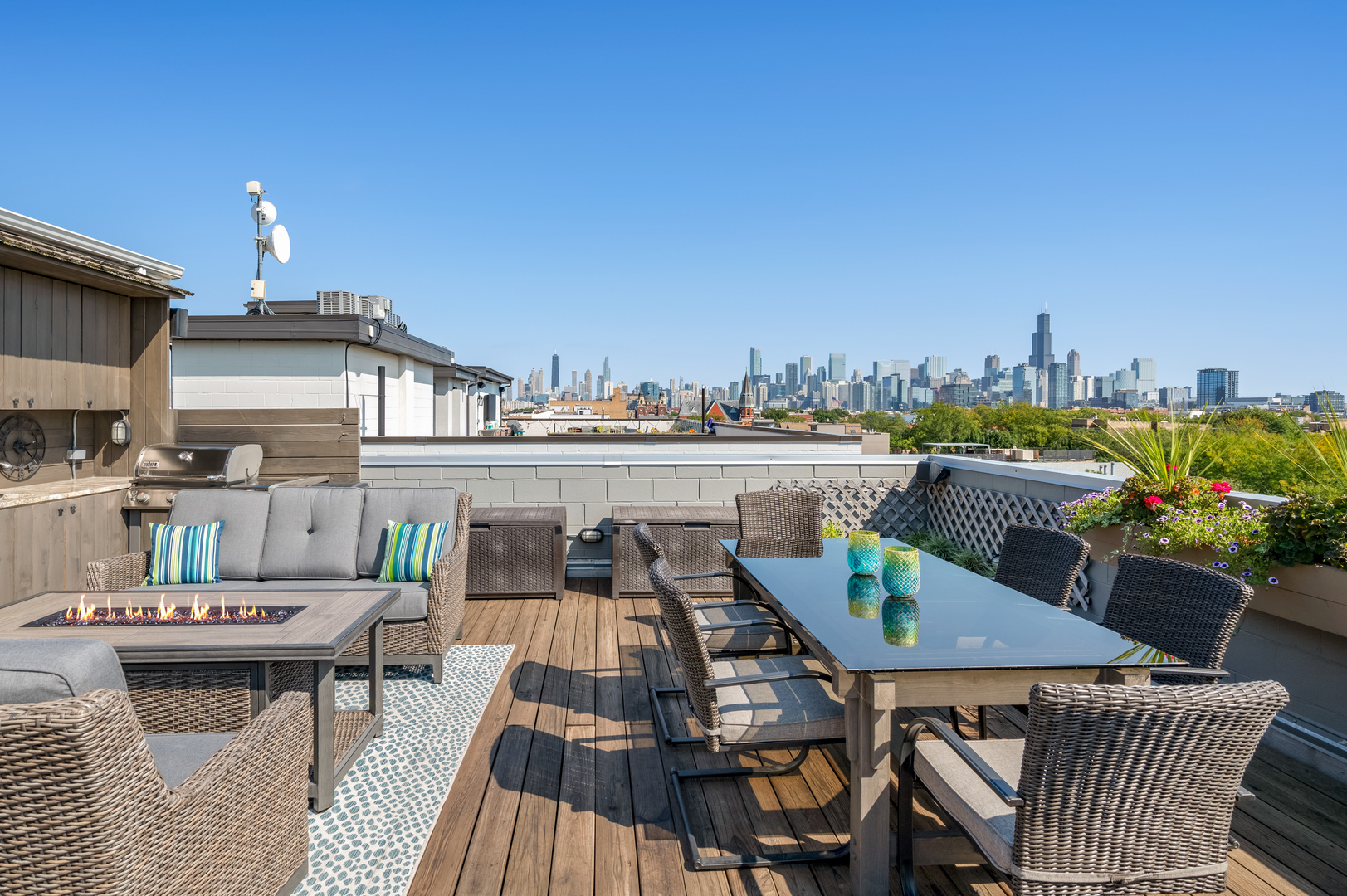 1809 W Chicago Avenue Unit: 4S