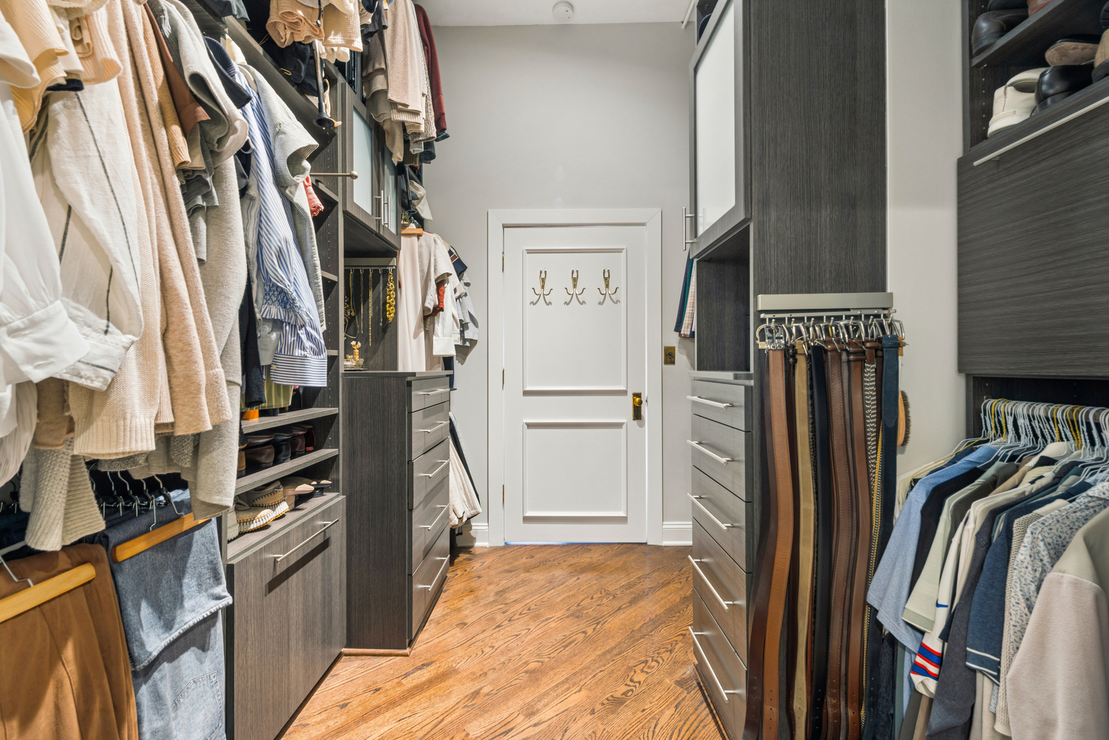360 W Illinois Street Unit: 8A