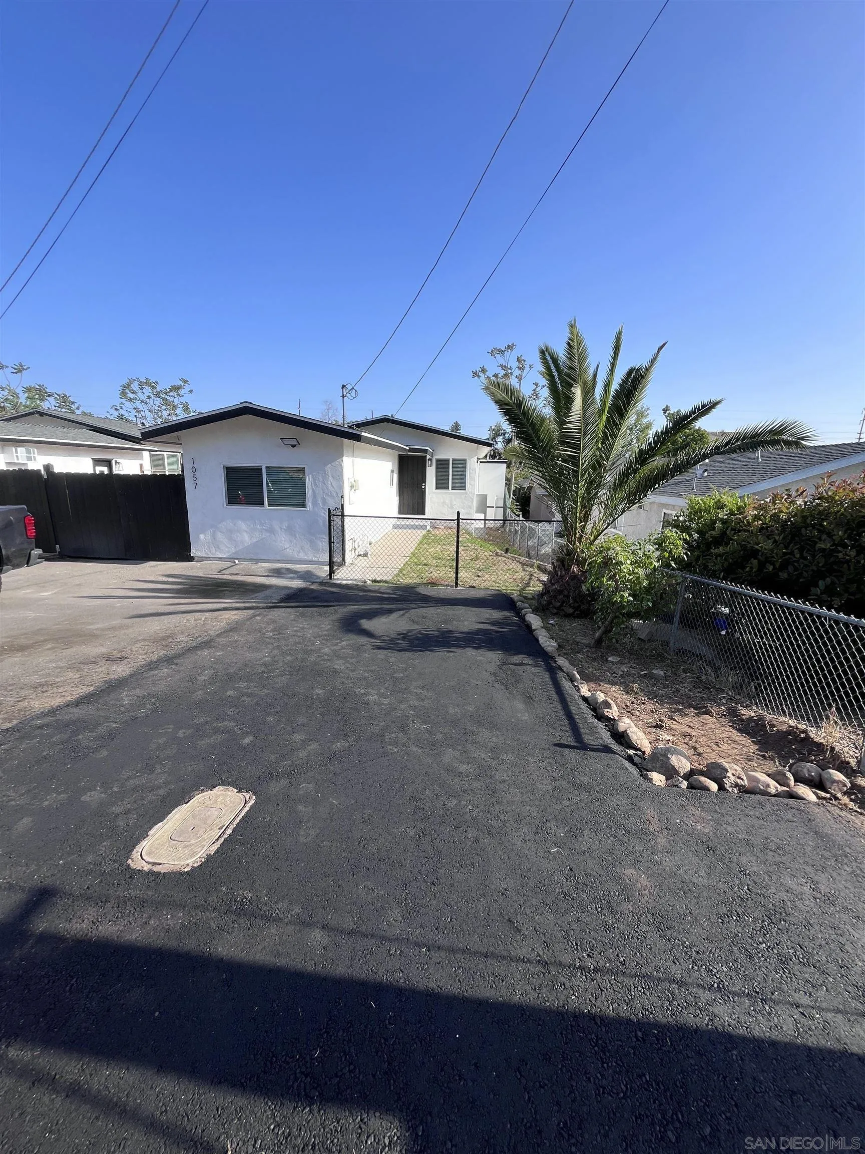1057 Sumner Ave