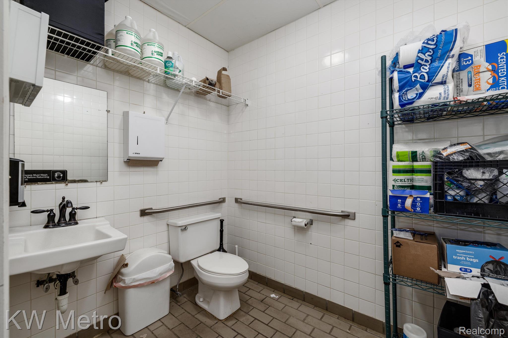 2752-2758 COOLIDGE HIWY