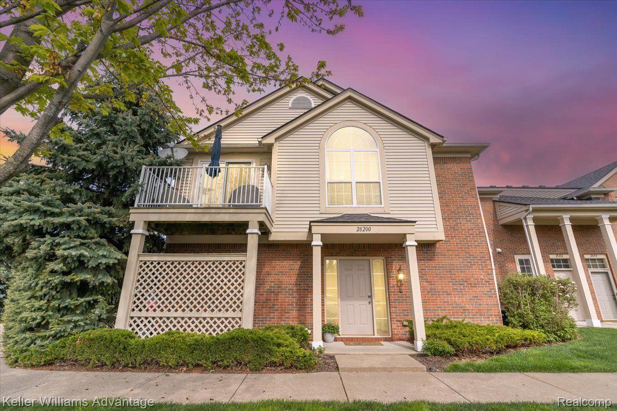 28200 CHESAPEAKE CIR