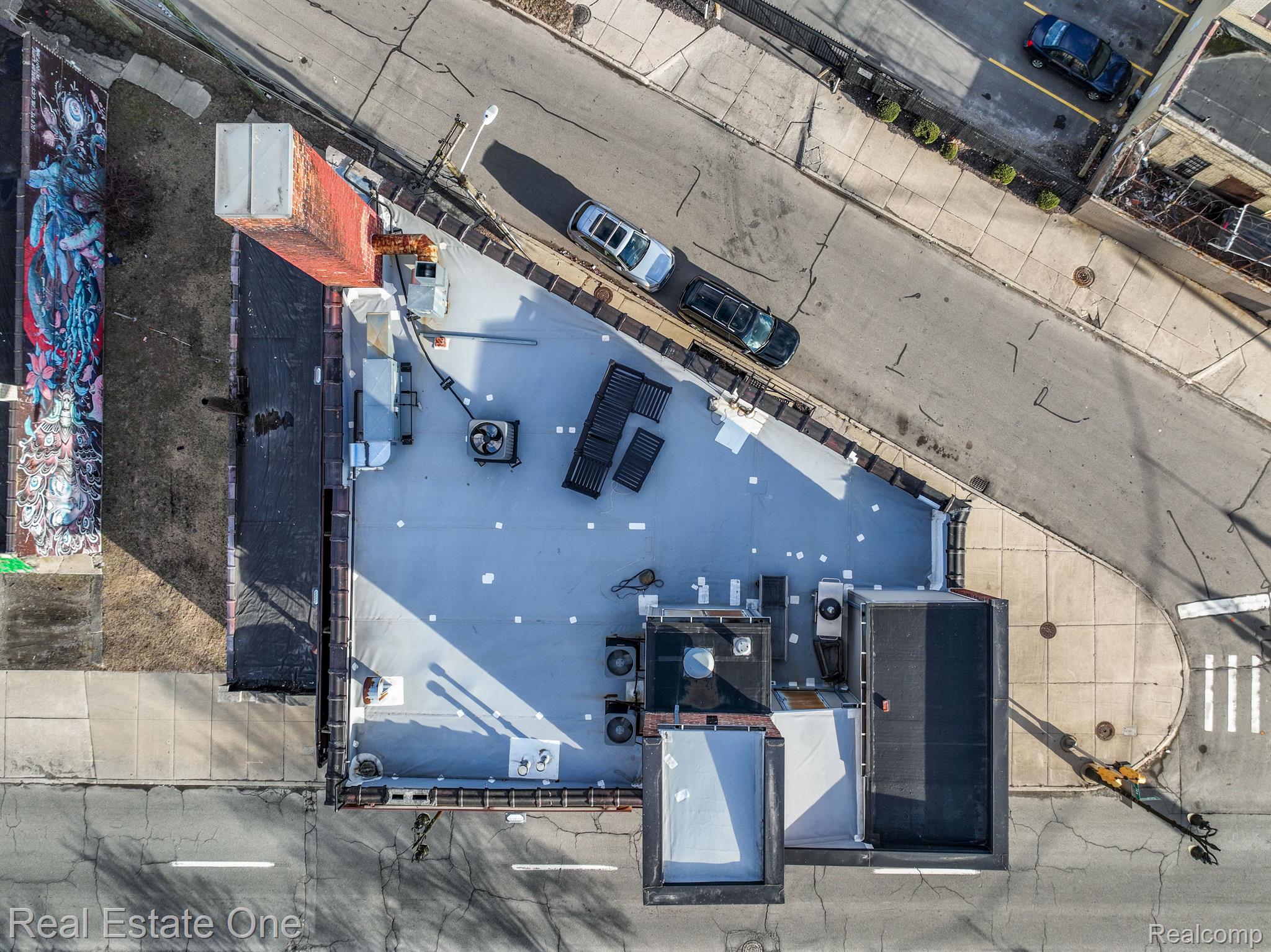 1528 GRATIOT Avenue
