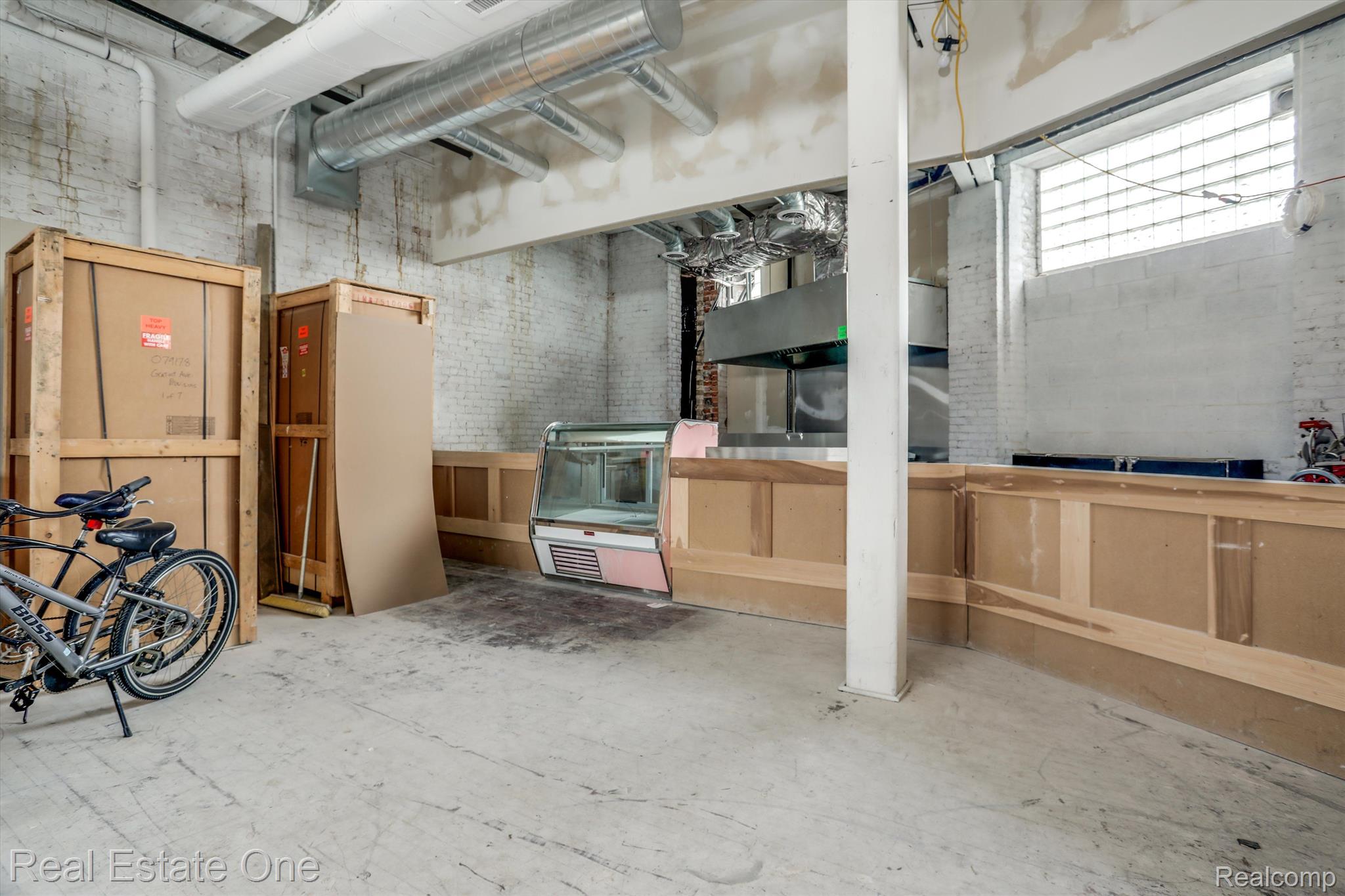 1528 GRATIOT Avenue