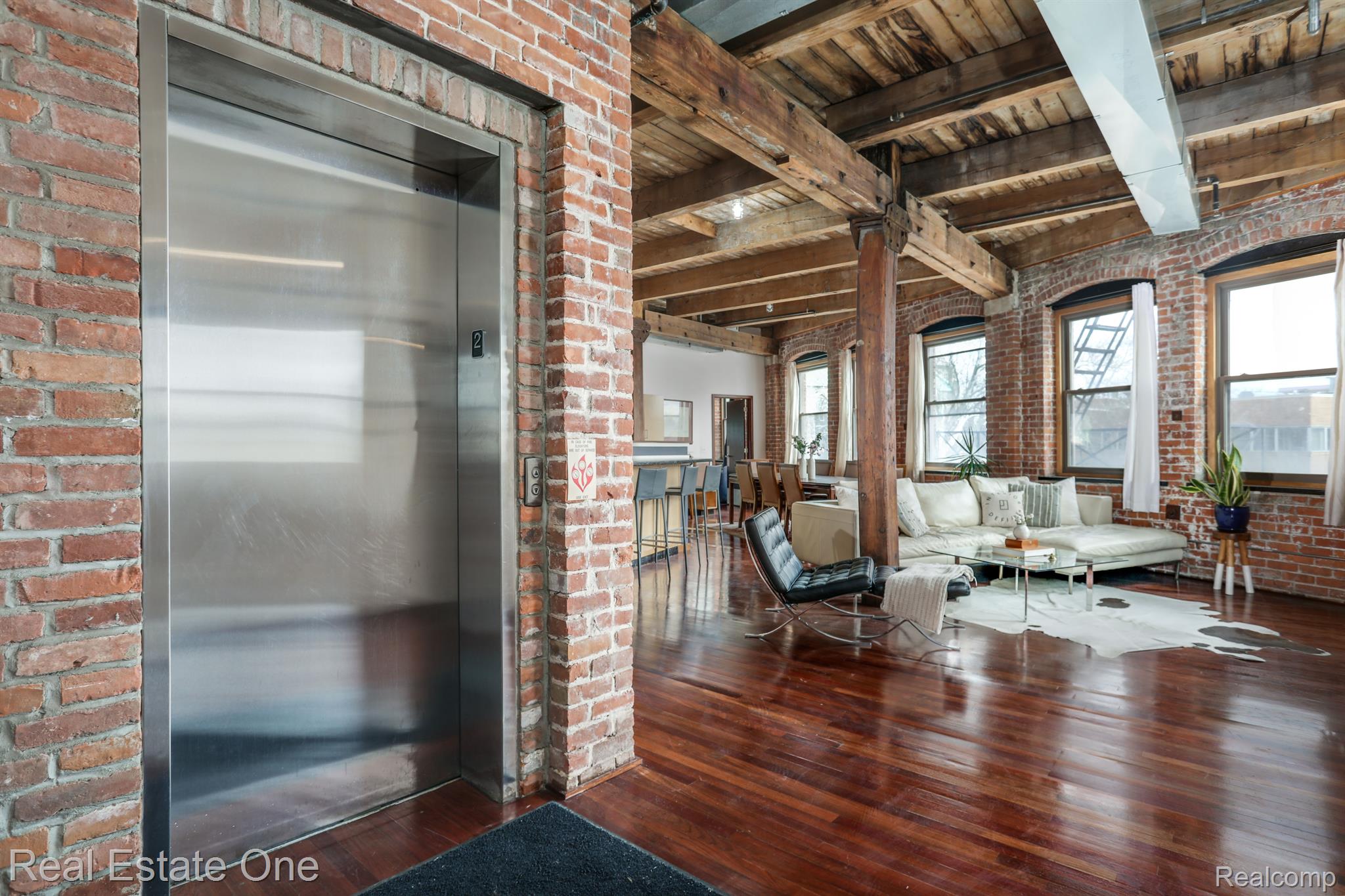 1528 GRATIOT Avenue