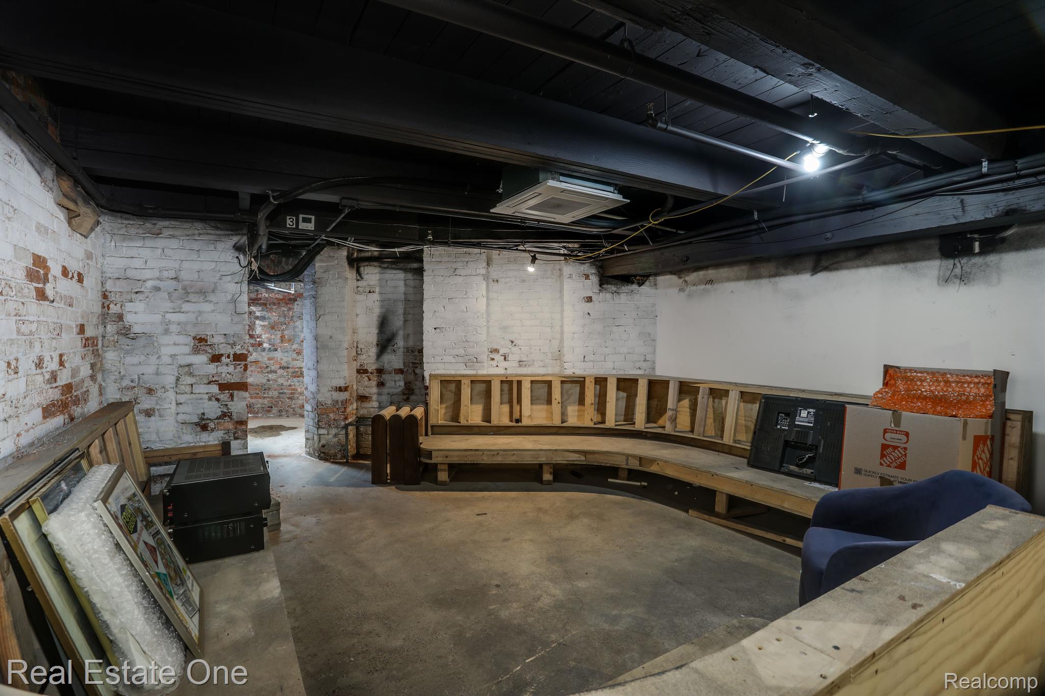 1528 GRATIOT Avenue