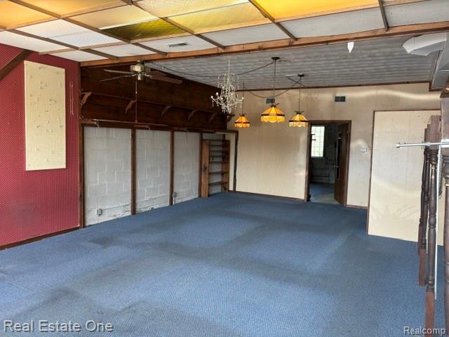 21043 Kelly Road