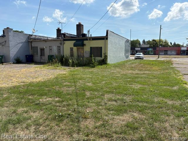 21043 Kelly Road