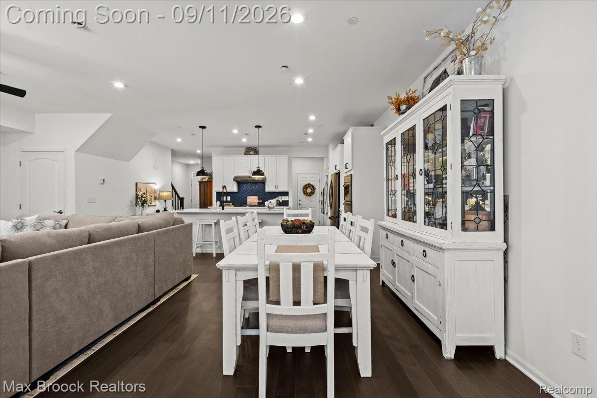 40115 Premier Drive Unit: 22