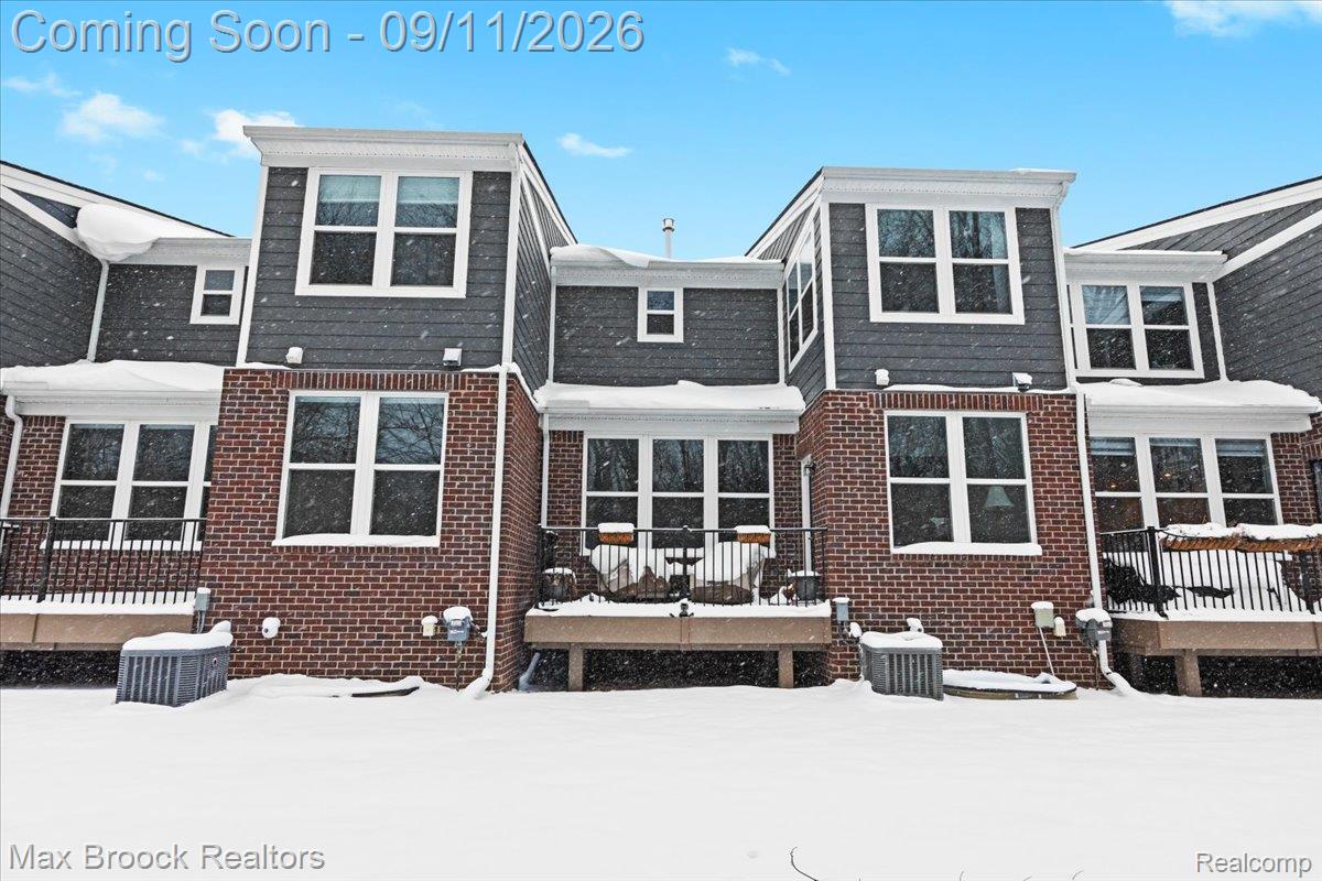 40115 Premier Drive Unit: 22