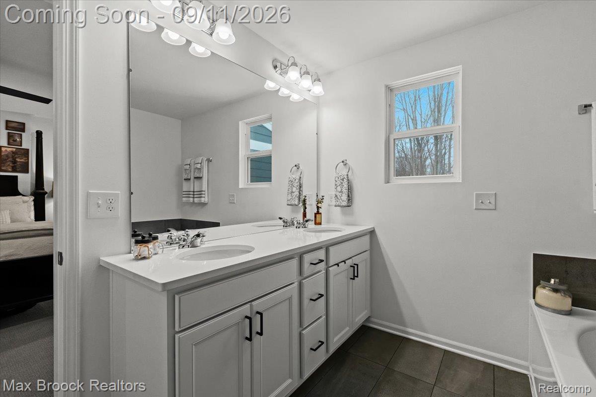40115 Premier Drive Unit: 22