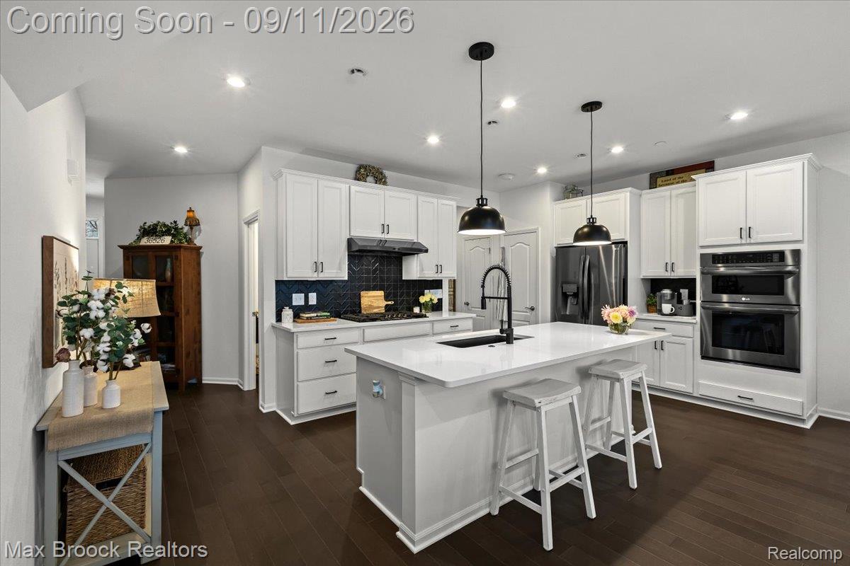 40115 Premier Drive Unit: 22