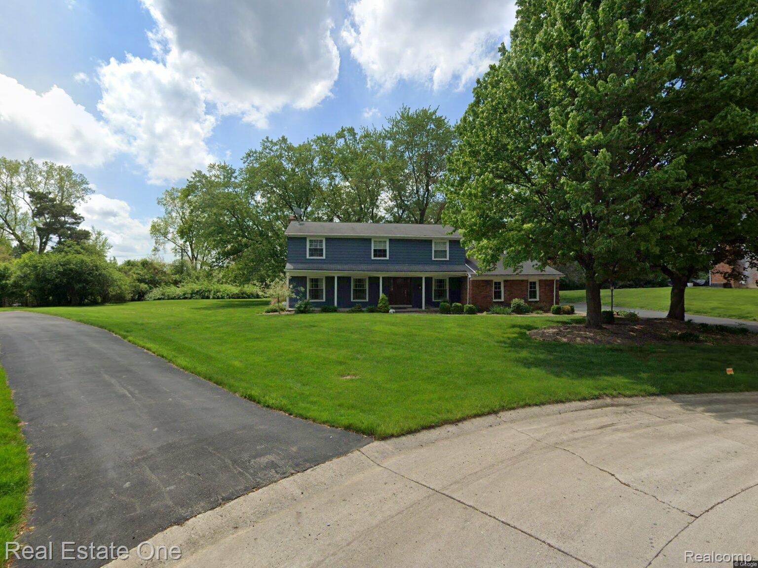3070 High Pointe Court