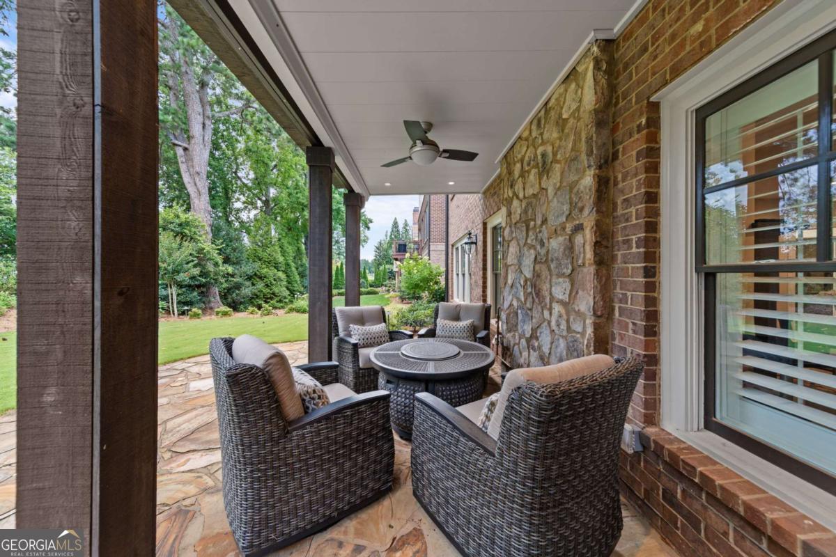 2540 Hillandale Circle