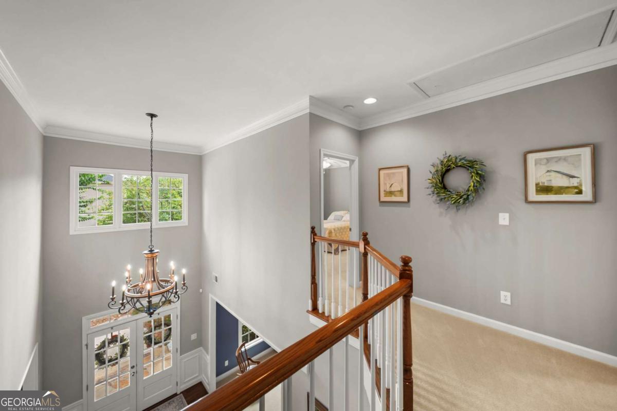 1152 Lakefield Walk