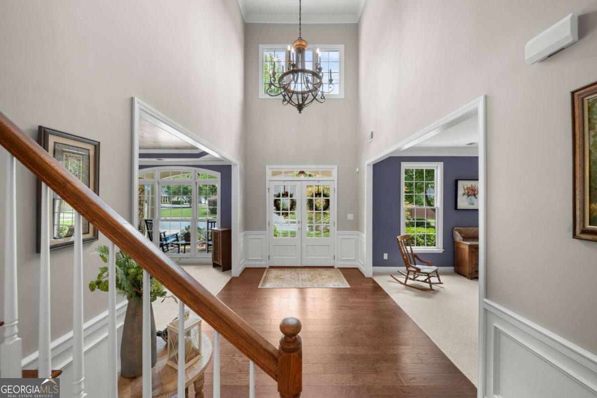 1152 Lakefield Walk