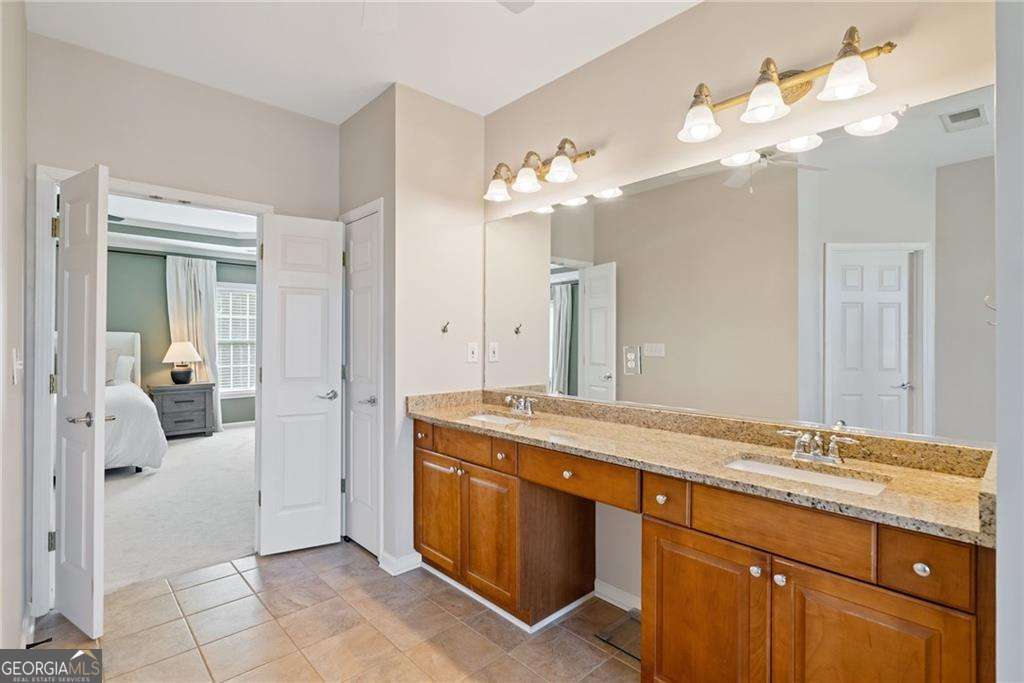 2613 Lakefield Court