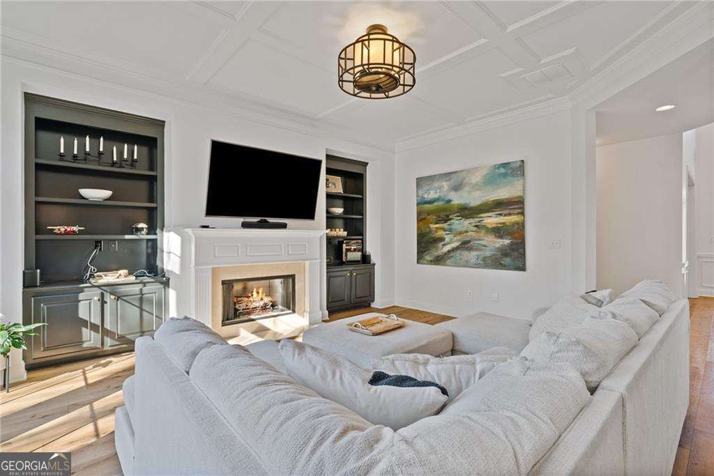 2613 Lakefield Court