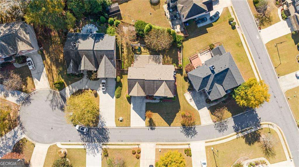 2613 Lakefield Court