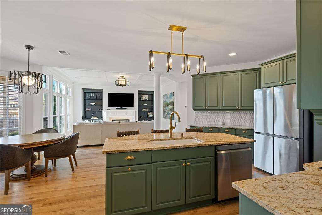 2613 Lakefield Court