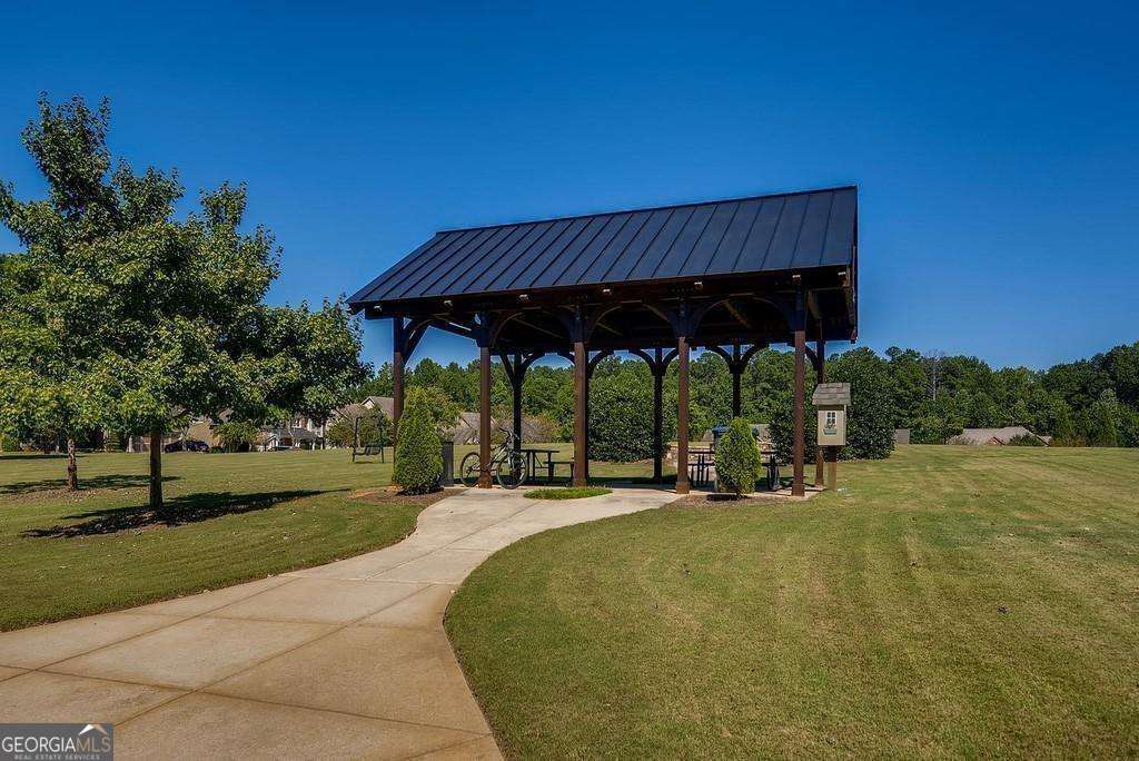 2613 Lakefield Court