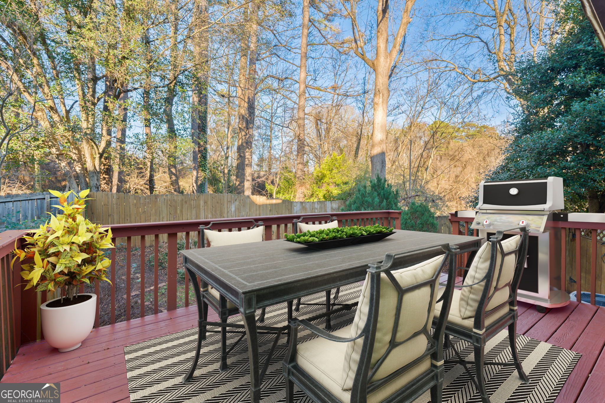 1064 Creatwood Circle SW