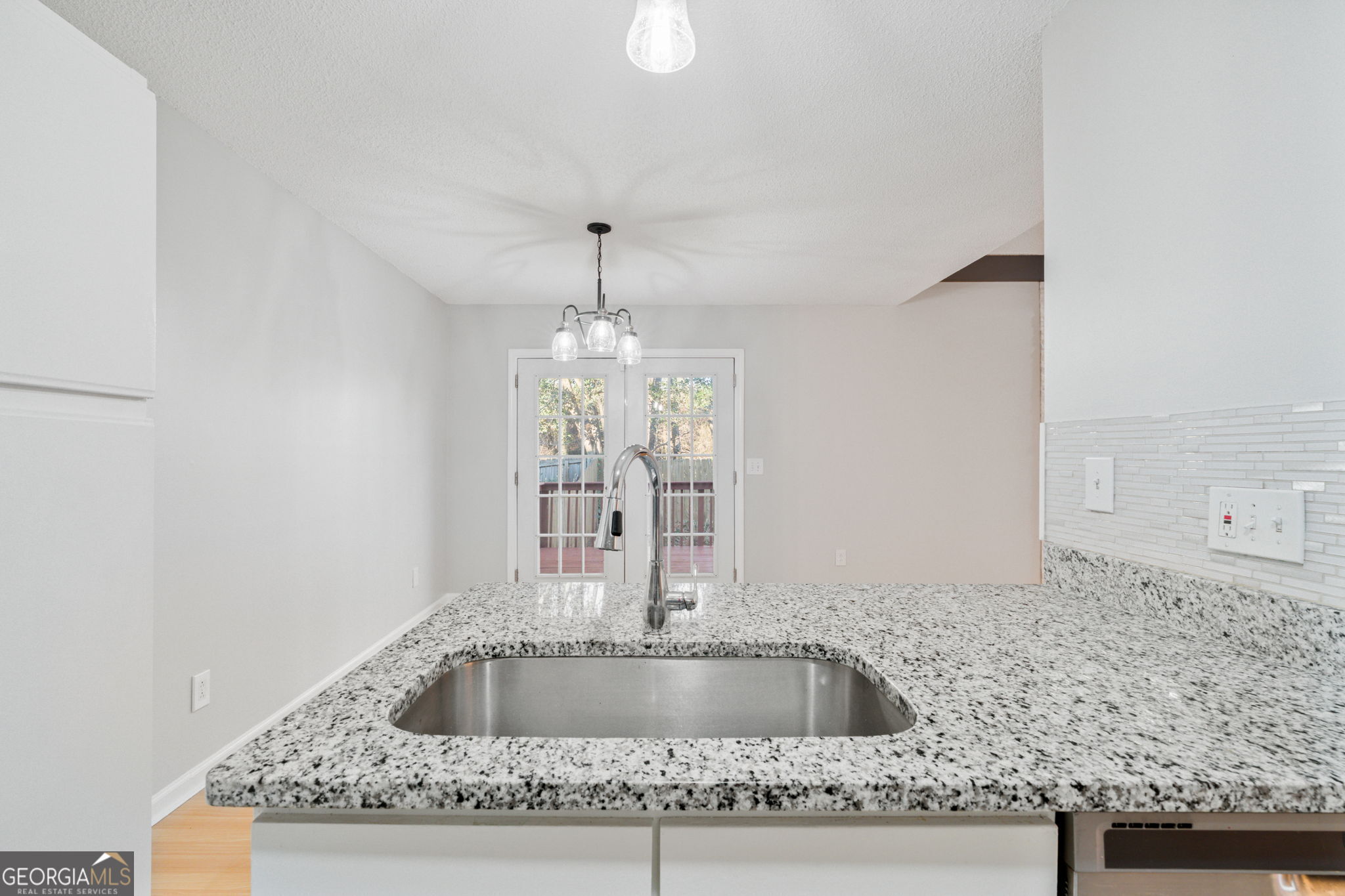 1064 Creatwood Circle SW