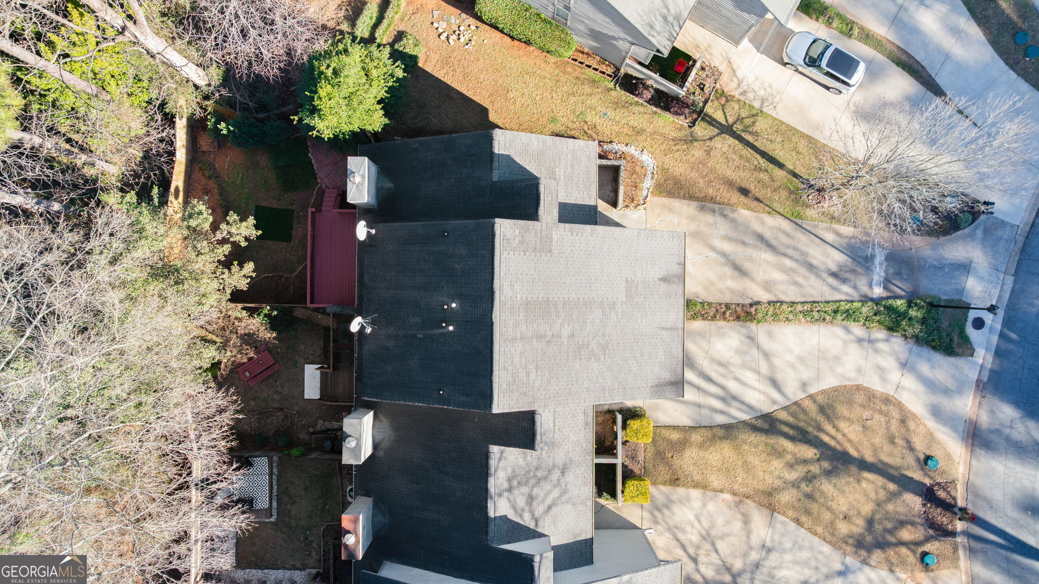 1064 Creatwood Circle SW