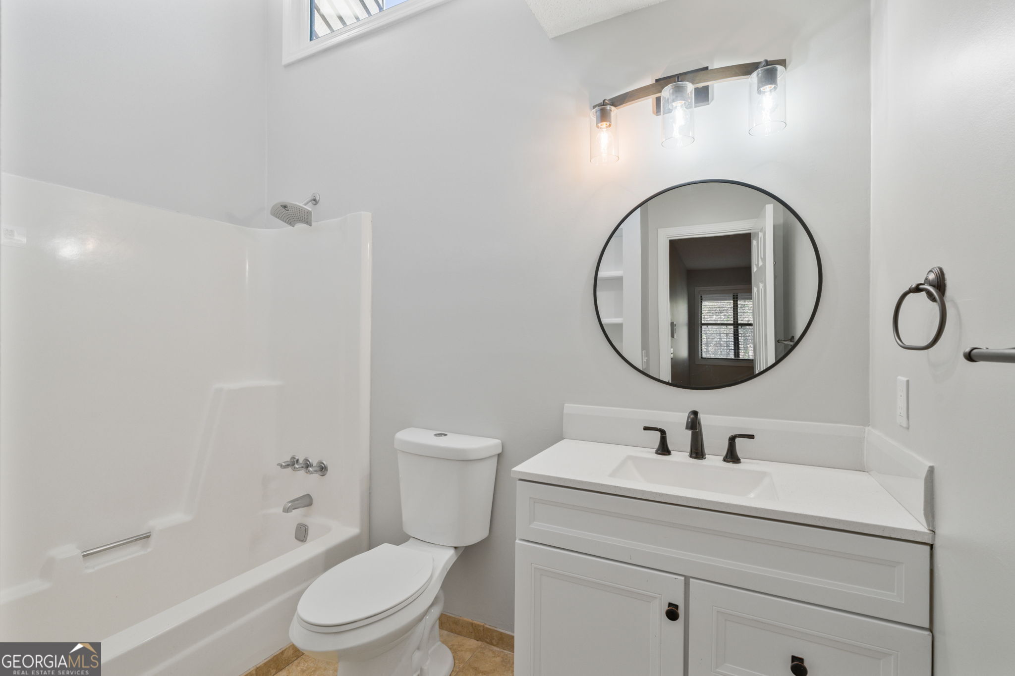 1064 Creatwood Circle SW