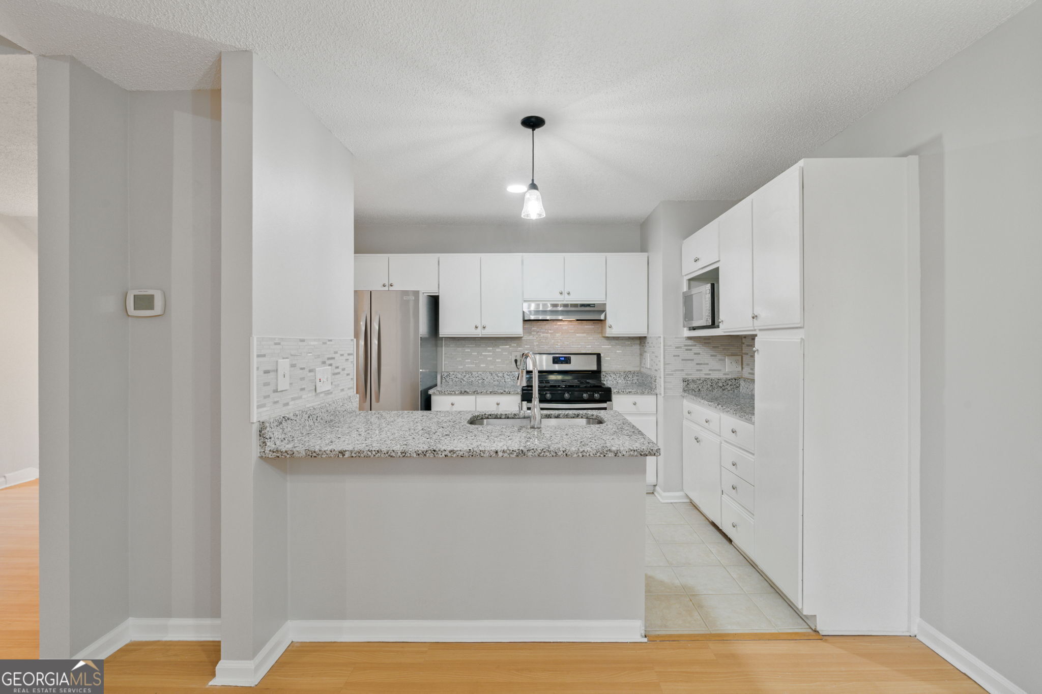 1064 Creatwood Circle SW