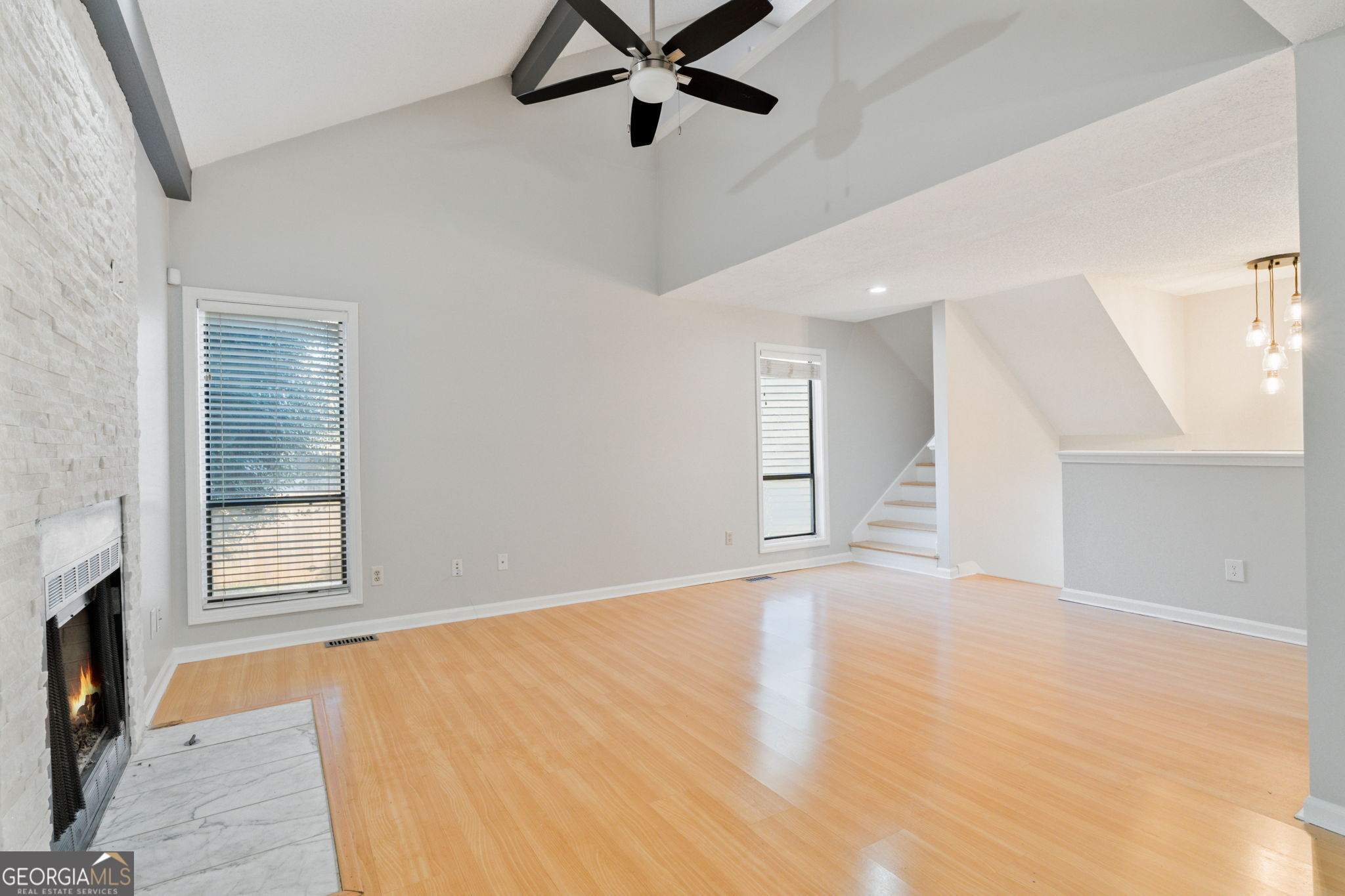 1064 Creatwood Circle SW