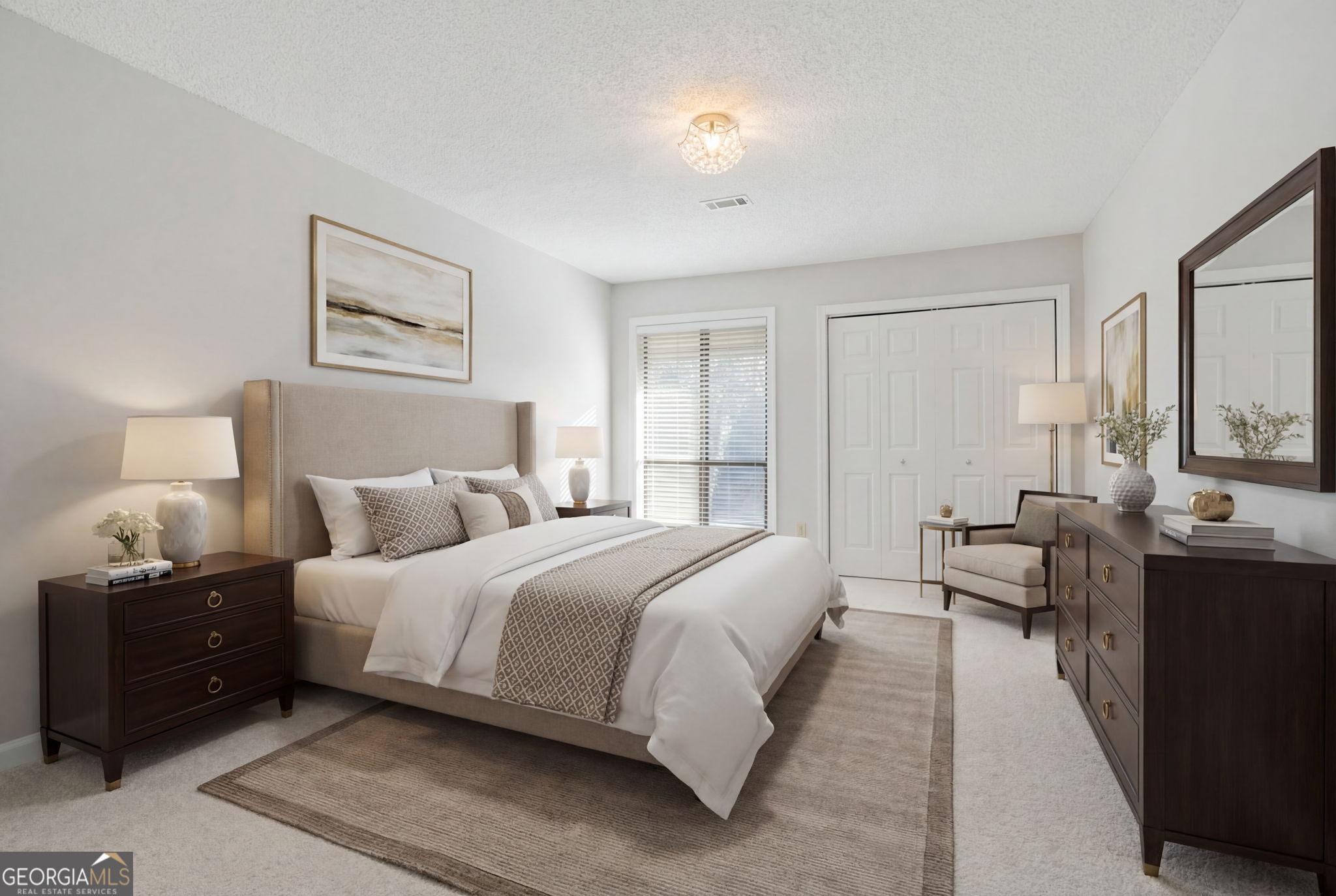 1064 Creatwood Circle SW