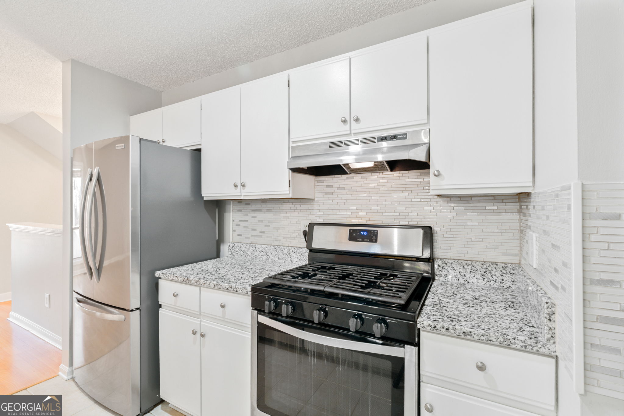 1064 Creatwood Circle SW