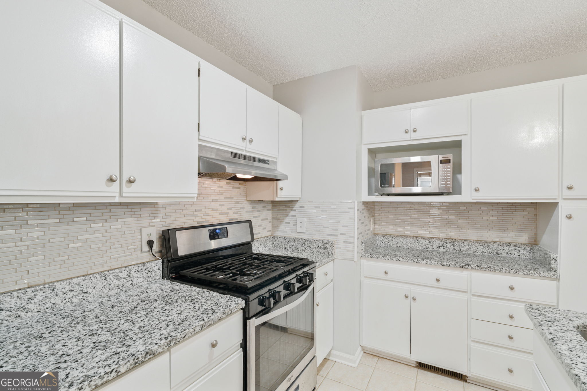 1064 Creatwood Circle SW