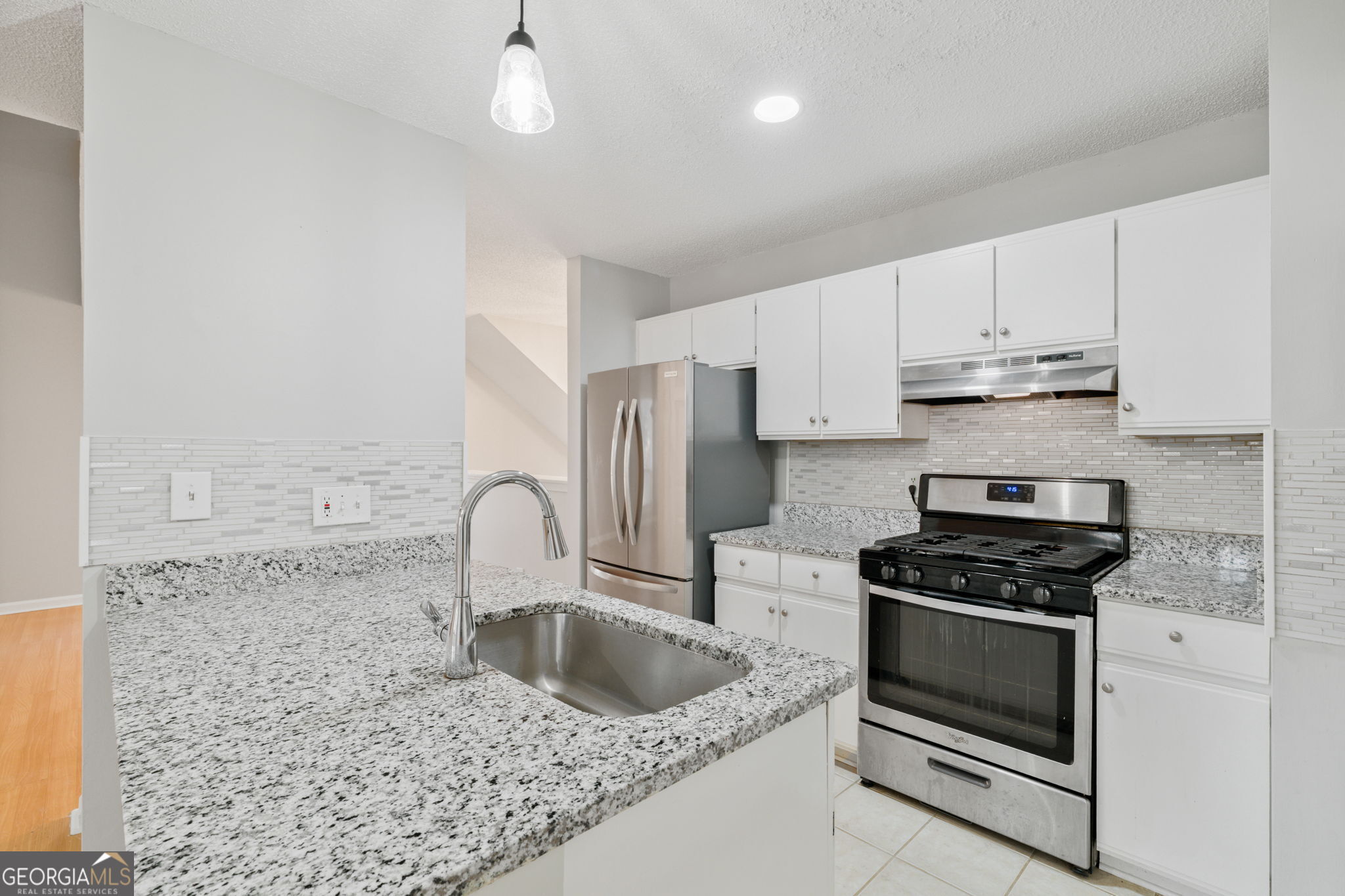 1064 Creatwood Circle SW