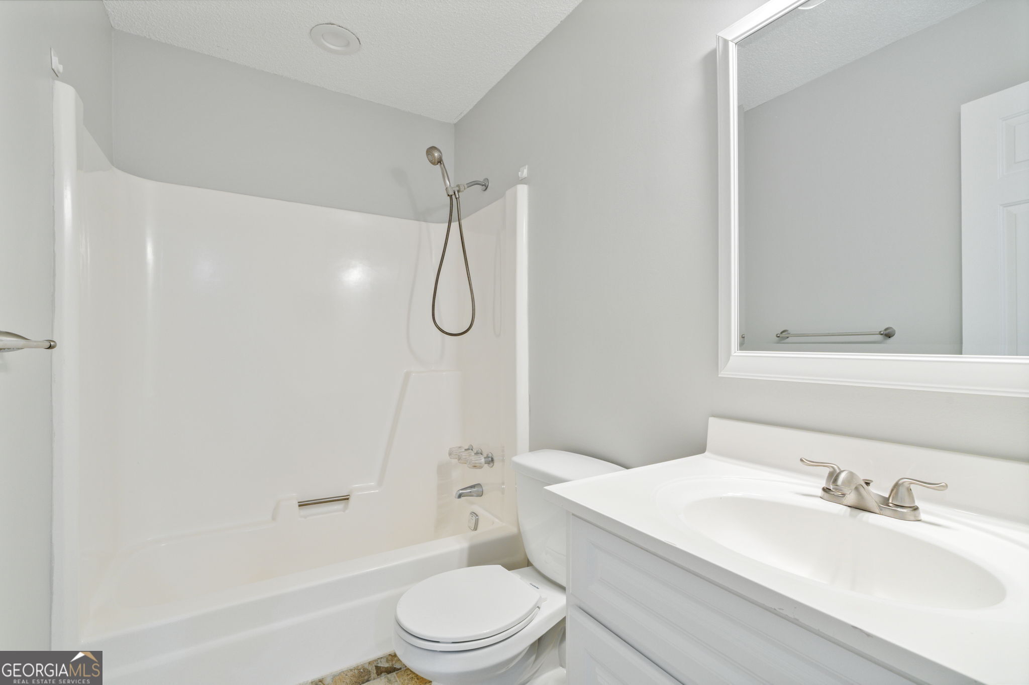 1064 Creatwood Circle SW