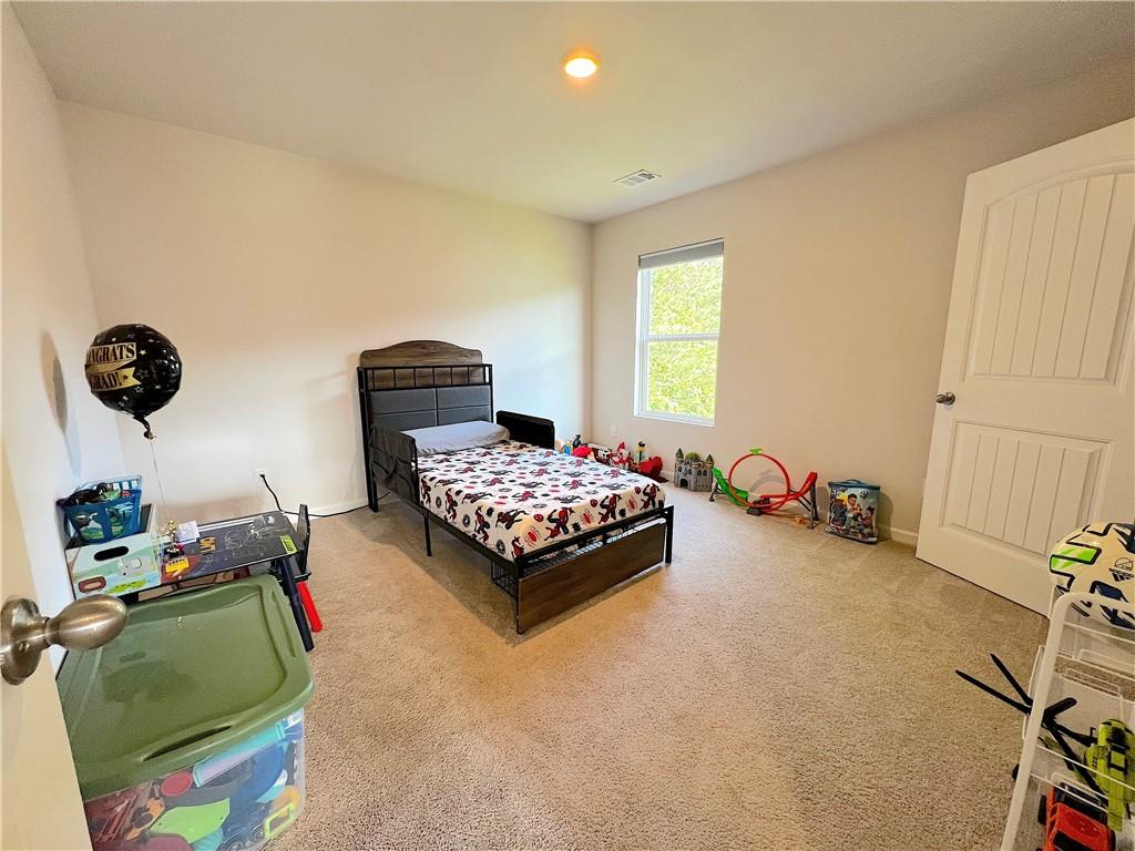 517 STARBUCK Parkway