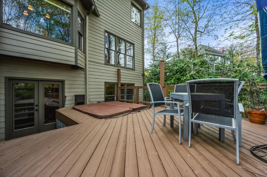 4688 Oakleigh Manor Drive