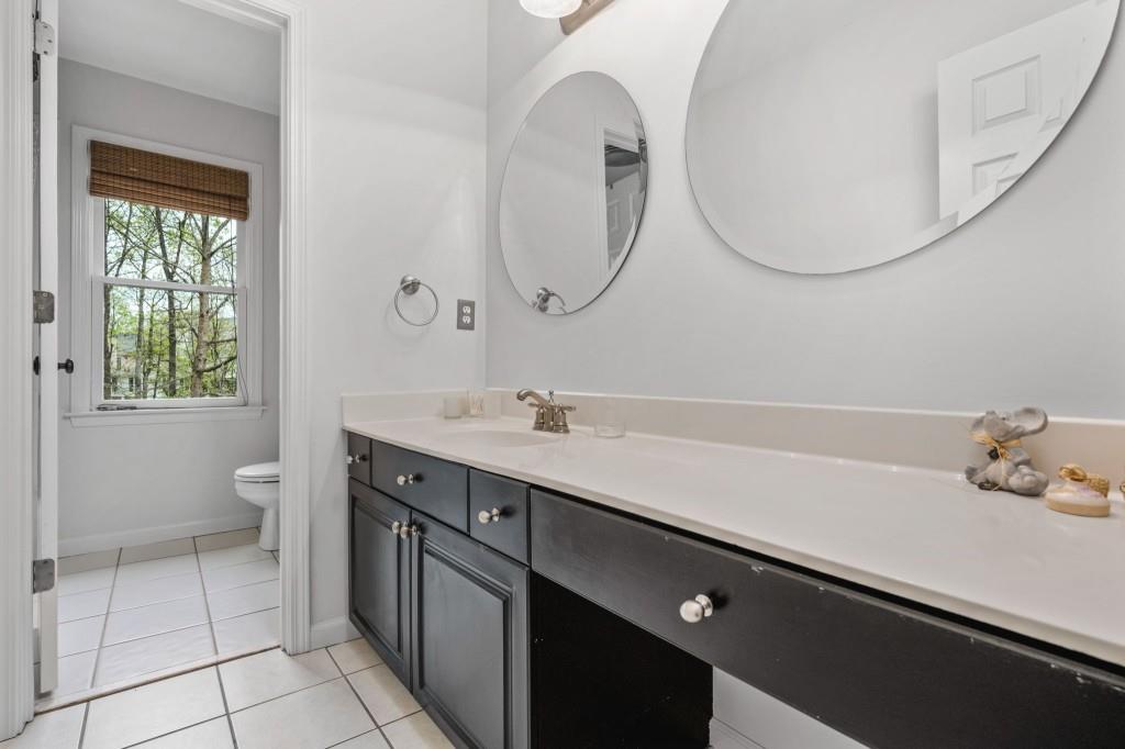 4688 Oakleigh Manor Drive