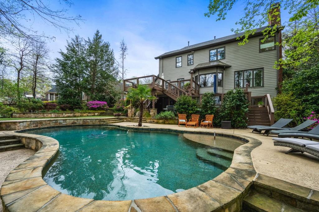 4688 Oakleigh Manor Drive