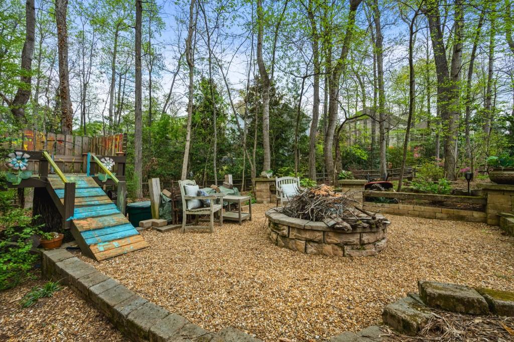 4688 Oakleigh Manor Drive