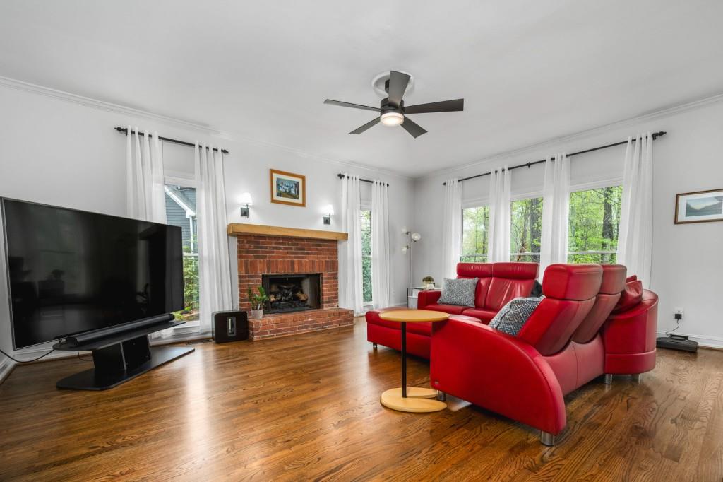 4688 Oakleigh Manor Drive