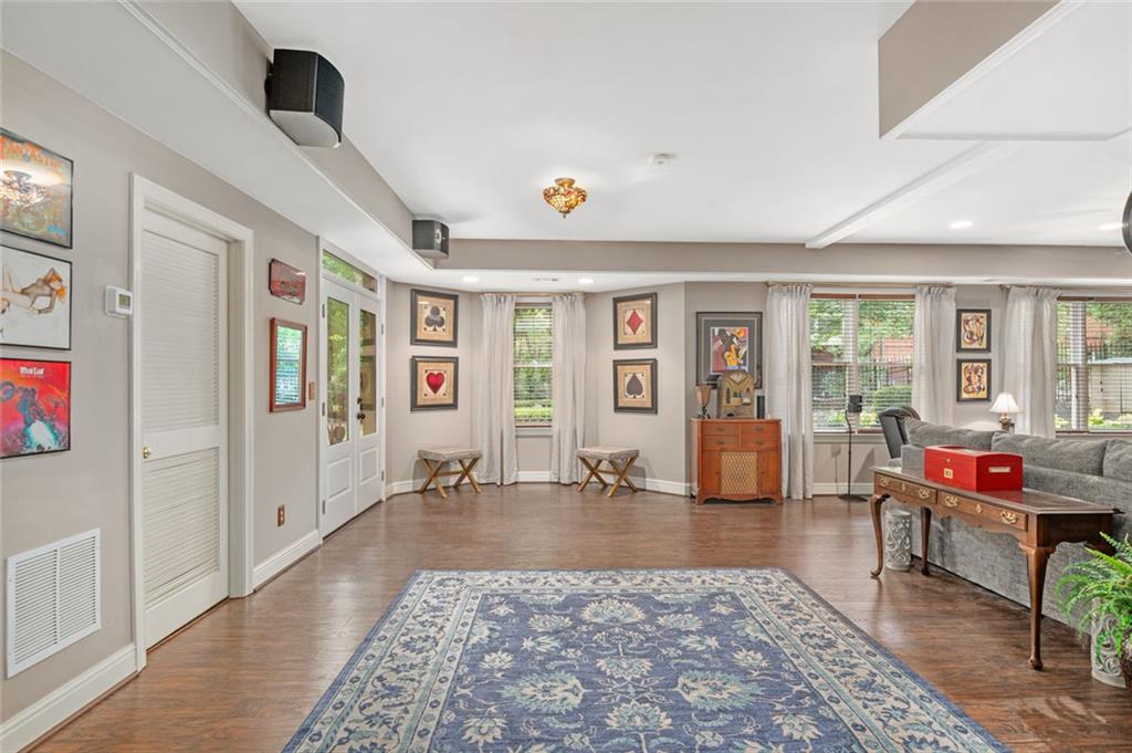 5470 Buck Hollow Drive