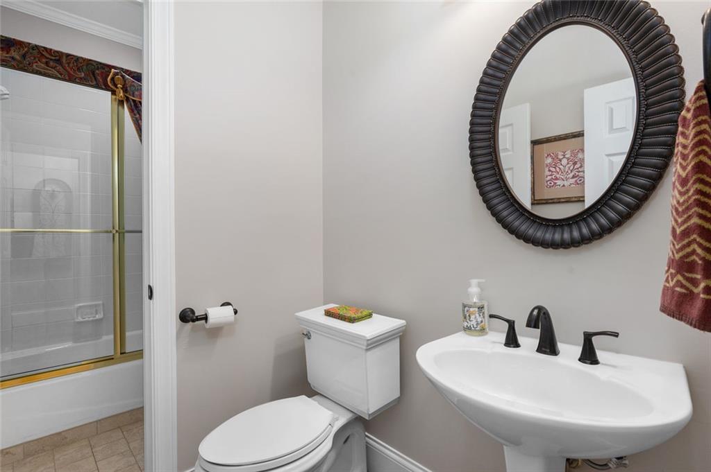 5470 Buck Hollow Drive