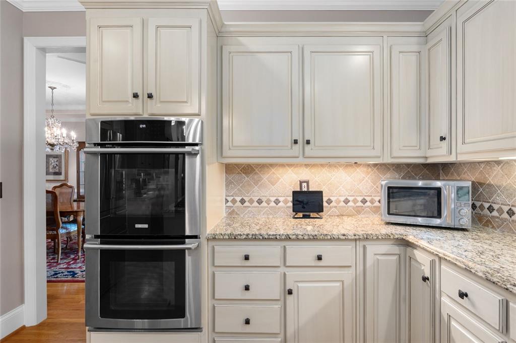 5470 Buck Hollow Drive