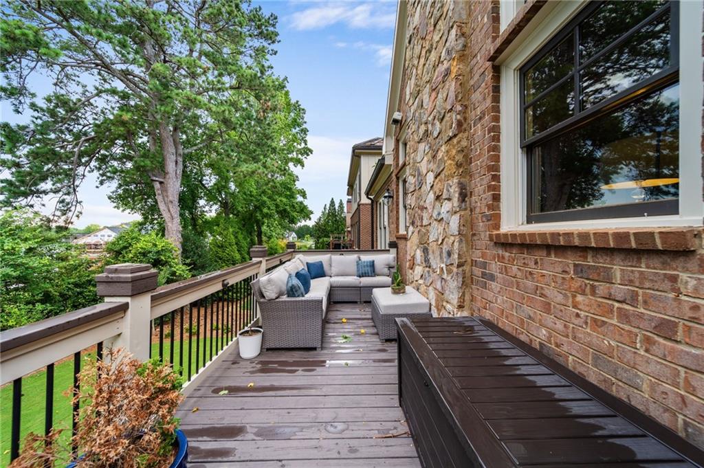 2540 Hillandale Circle