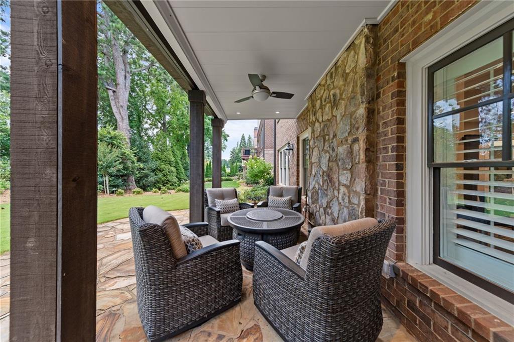 2540 Hillandale Circle