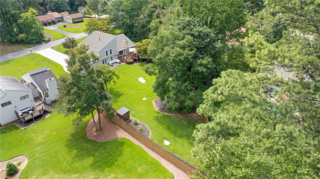 2817 Gracewood Drive NE
