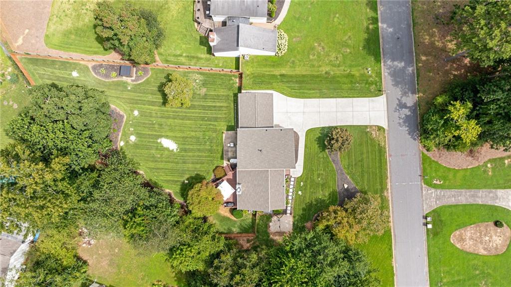 2817 Gracewood Drive NE